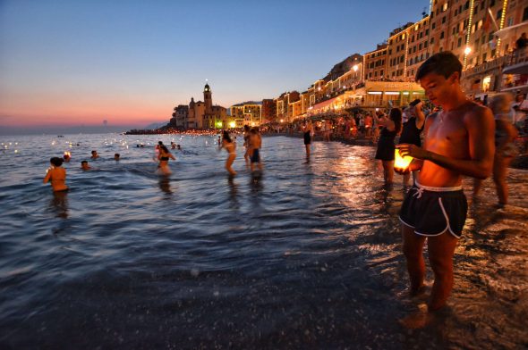 Posa dei lumini alla Stella Maris del 2017