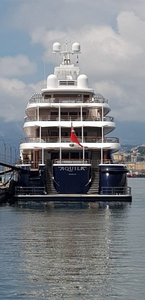 Il megayacht Aquila a Genova Sestri