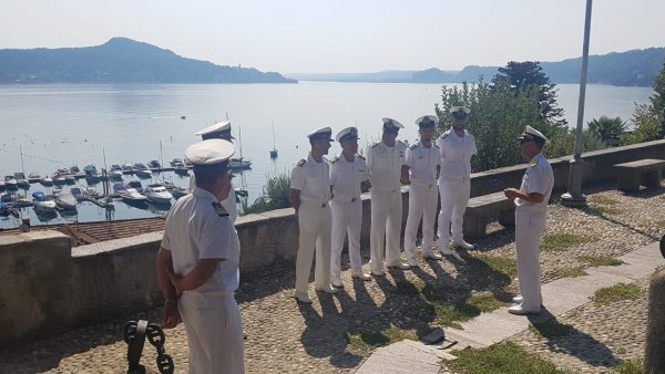 L'amm. Carlone incontra il personale della Guardia Costiera del Lago Maggiore