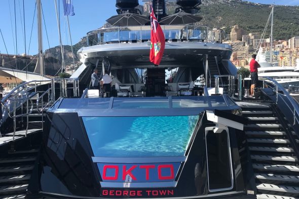 Monaco Yacht Show 2018: la poppa di Okto