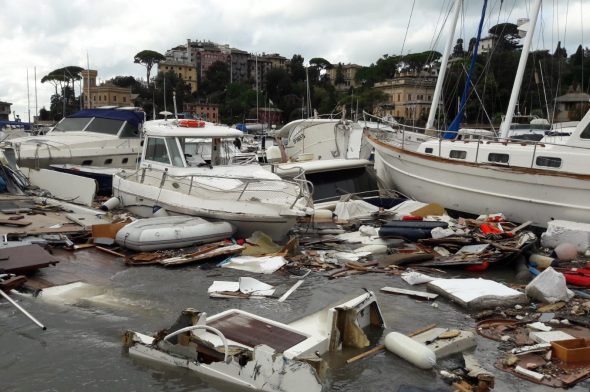 Rapallo, il porto devastato dalla mareggiata