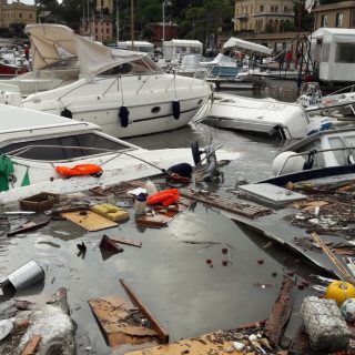 Rapallo, il porto devastato dalla mareggiata