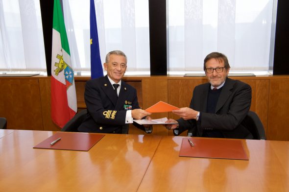 L'ammiraglio Giovanni Pettorino e il presidente di UVS, Enzo Pastore