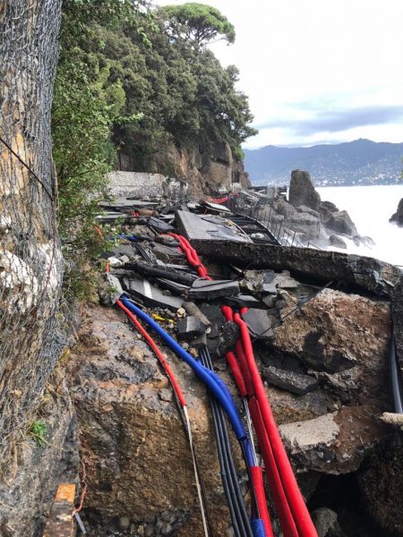 Crolla la strada provinciale per Portofino: isolato il borgo più famoso al mondo – FOTO