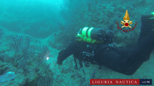 L'immersione dei Vigili del fuoco a Portofino