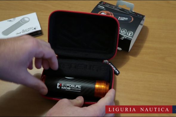 La torcia Exposure Mob Carbon