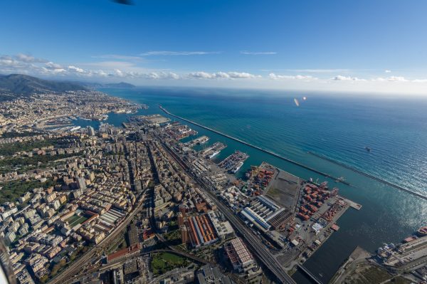 Il porto di Genova