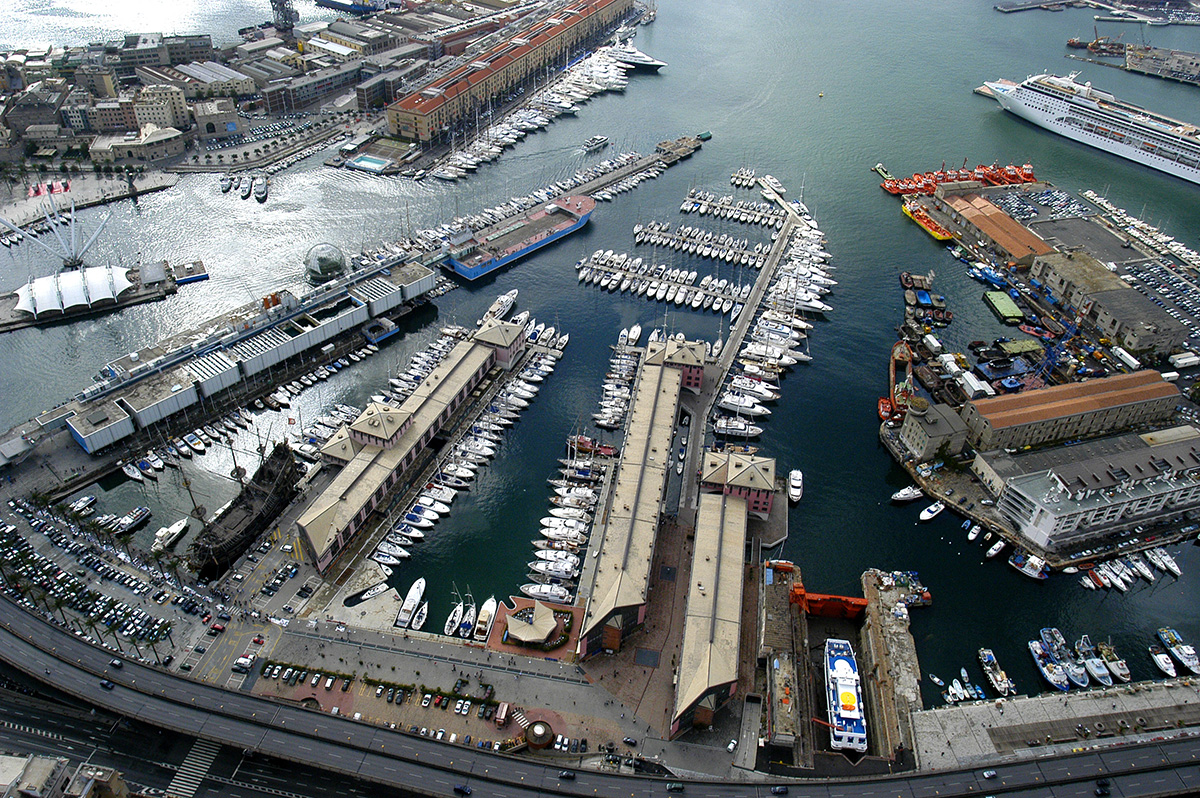 Marina-Porto-Antico-Genova-Porticciolo-vista-aerea-da-nord (2)