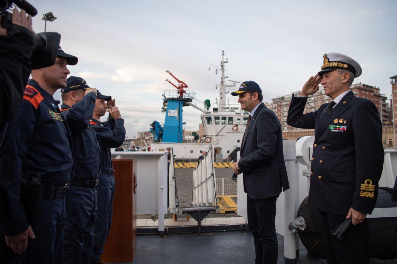 Nave Gregoretti impegnata nei controlli ittici