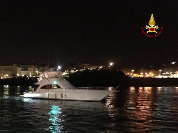 Lo yacht soccorso a Punta Vagno