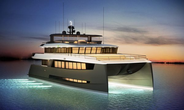 Per pochi e fuori dagli schemi: ecco il primo catamarano di alluminio a tre ponti Amasea Yachts