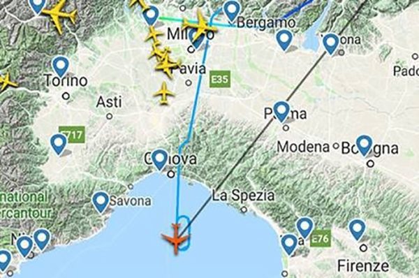 Il momento del fuel dumping del Milano Tokio