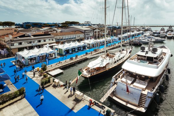 La darsena del Versilia Yachting rendez-vous