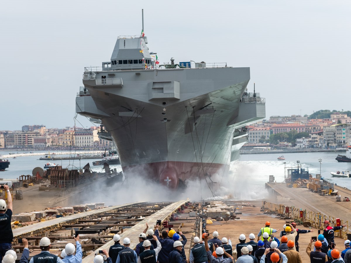 Il varo di nave Trieste