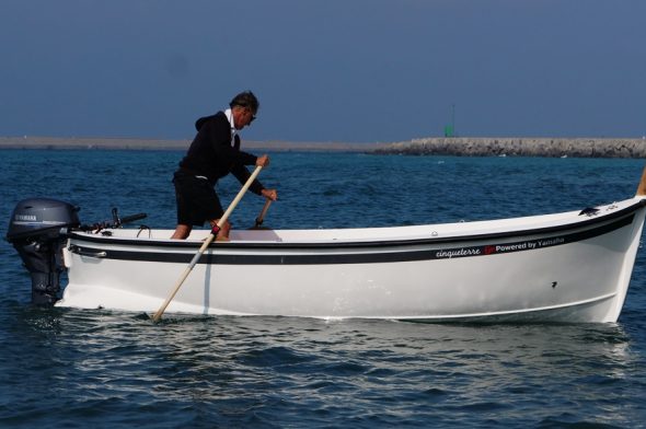 Tour delle spiagge liguri con il gozzo 