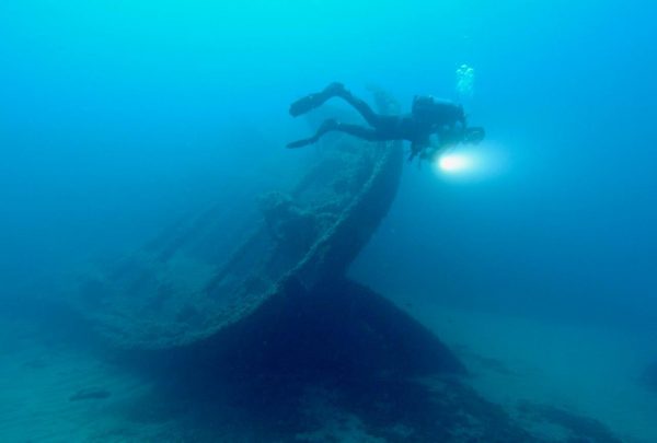 Penisola Calcidica - Kalamitsi wreck