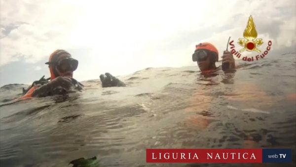 I soccorsi al sub sul relitto della Haven