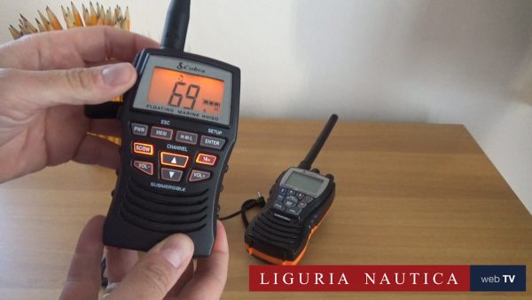 Il nuovo entry level dei Vhf portatili di Cobra Marine