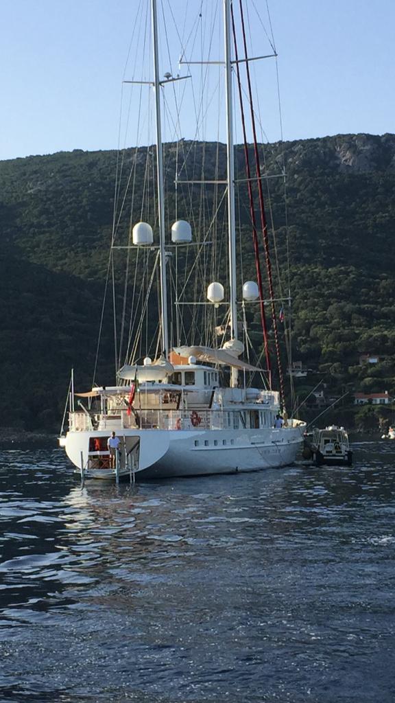 La barca a vela Dione Star