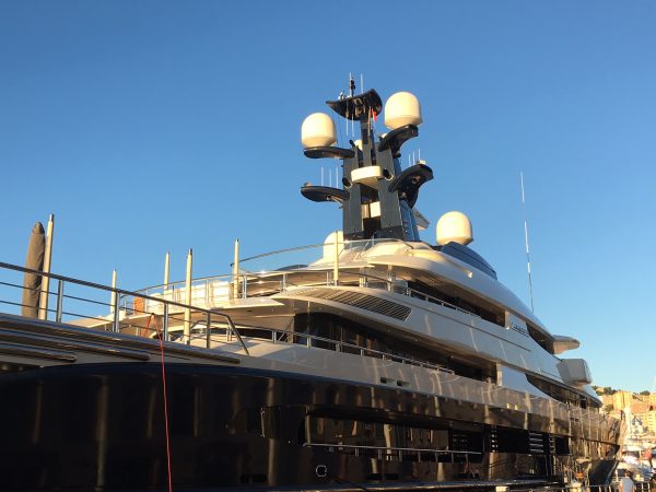 Il mega yacht Tranquility a Genova. Ecco le nostre foto