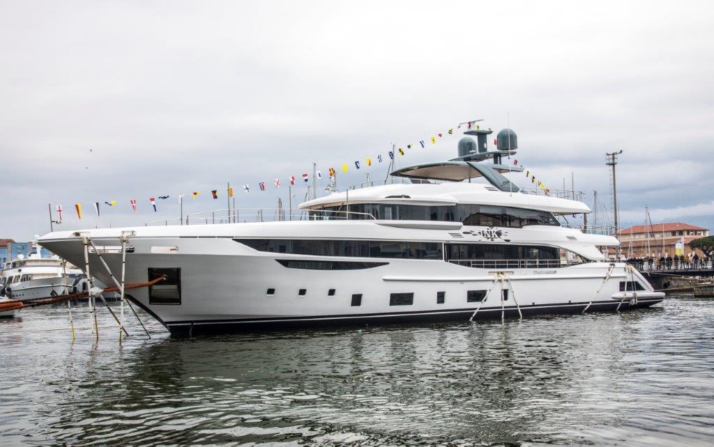 Il varo del Benetti Diamond 145