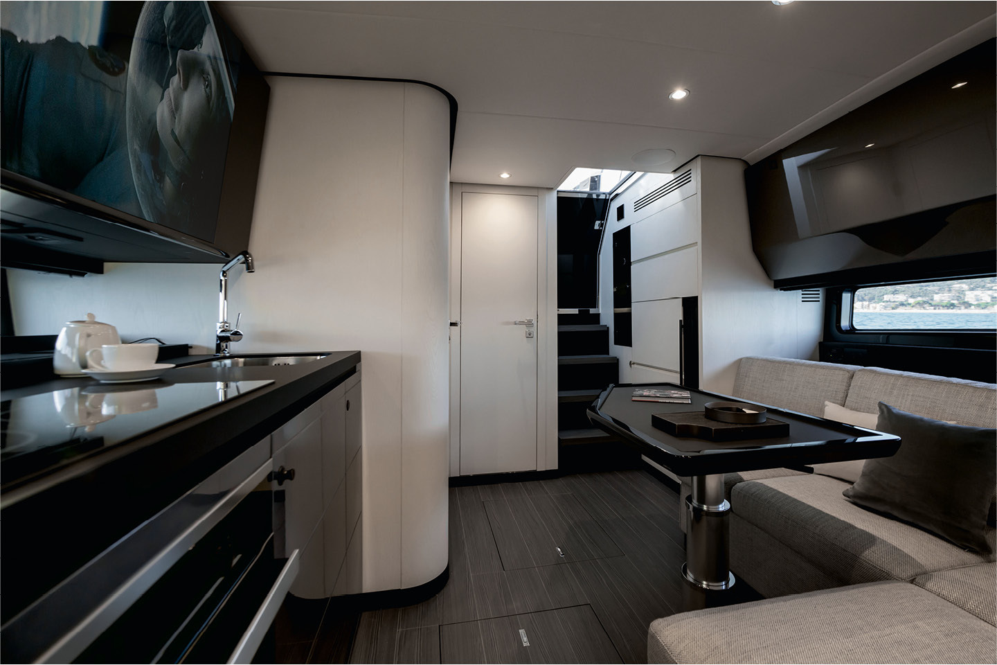 Azimut Verve 47 Interiors (2)