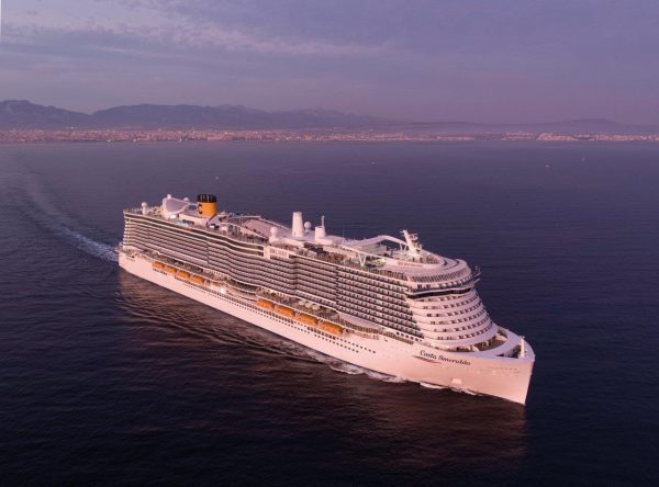 Costa Smeralda in navigazione, uno spettacolo sul mare