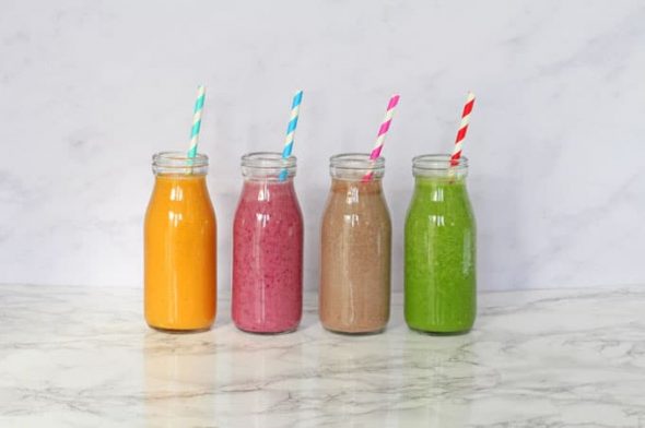Let’s make a fresh fruit smoothie
