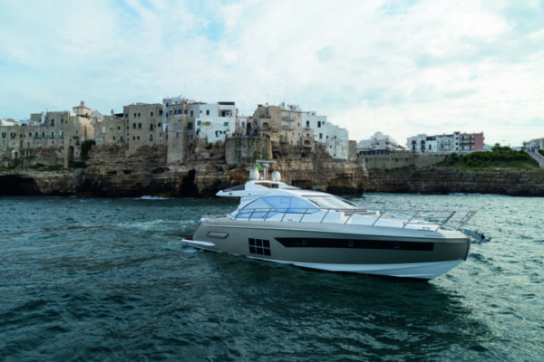 s6 azimut yachts