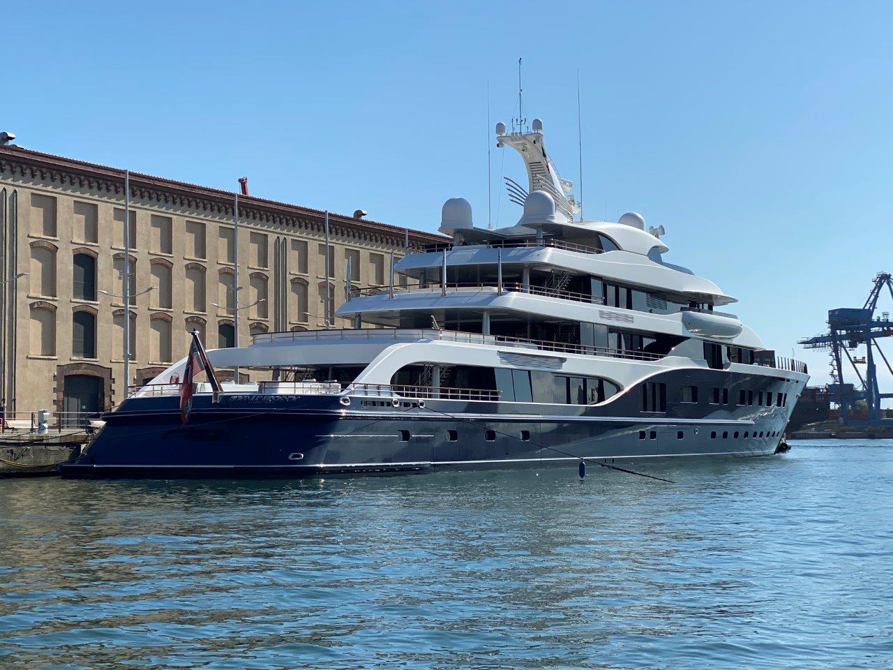Bernard Arnault's Symphony Yacht is the Largest Feadship to be Ever Built