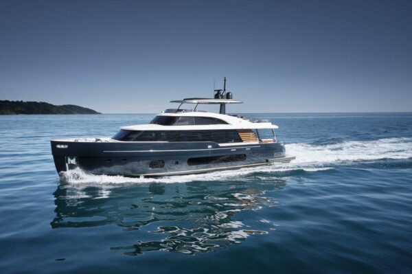 Al Marina di Viareggio al via il Private Boat Show di Azimut Yachts