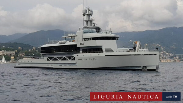 Il superyacht Bold in rada a Santa Margherita Ligure
