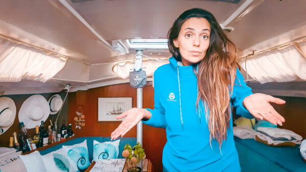 “Boat, sweet boat”: the story of the student from Cagliari who decided to live on a sail boat