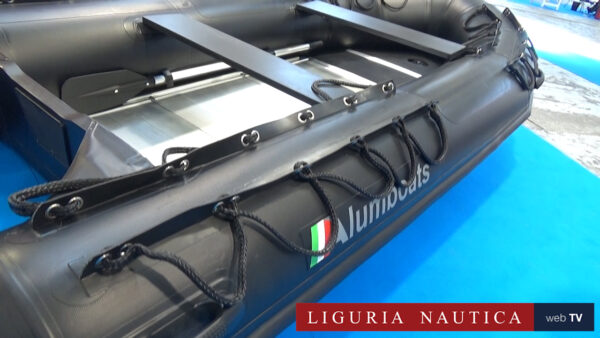 Alumboats, il cantiere italo cinese che produce scafi in alluminio, debutta in Italia