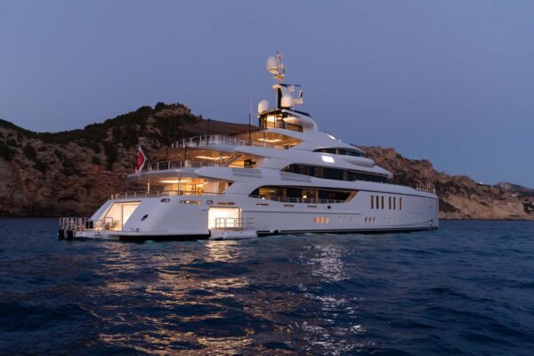 Il megayacht “Metis” di Benetti