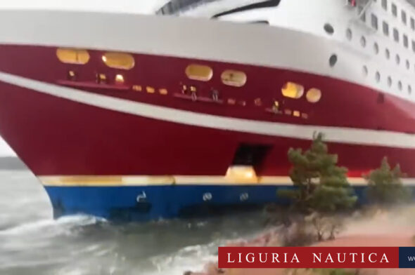 Storm in Finland: the ferry, Viking Grace is stranded off the Aland Islands