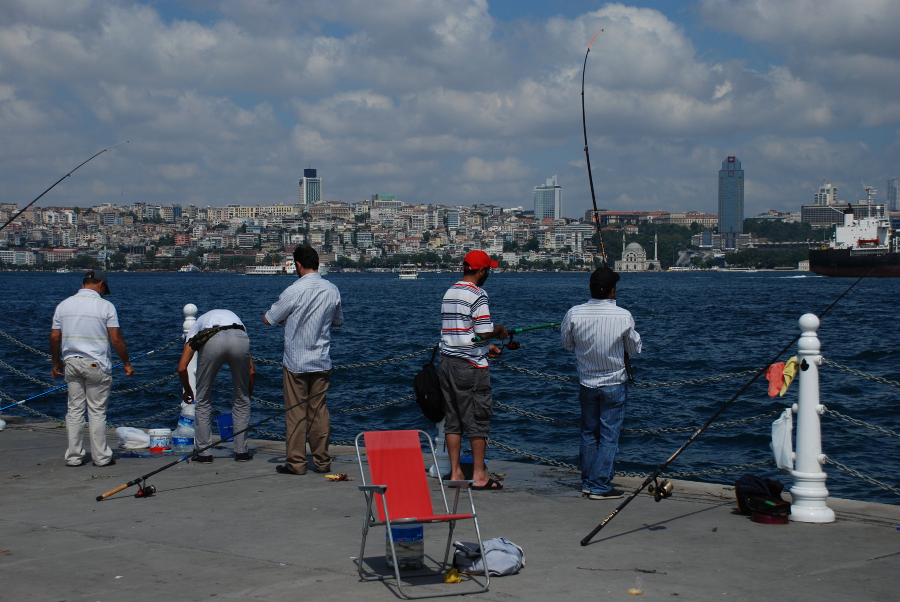 ©Terasia Panagrosso Istanbul pescatori 2012