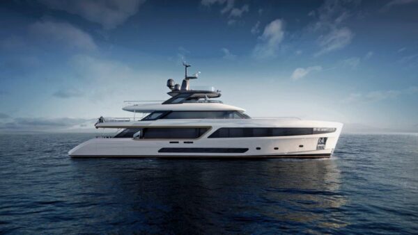 Le prime immagini del Motopanfilo 37M e del custom FB284 di Benetti