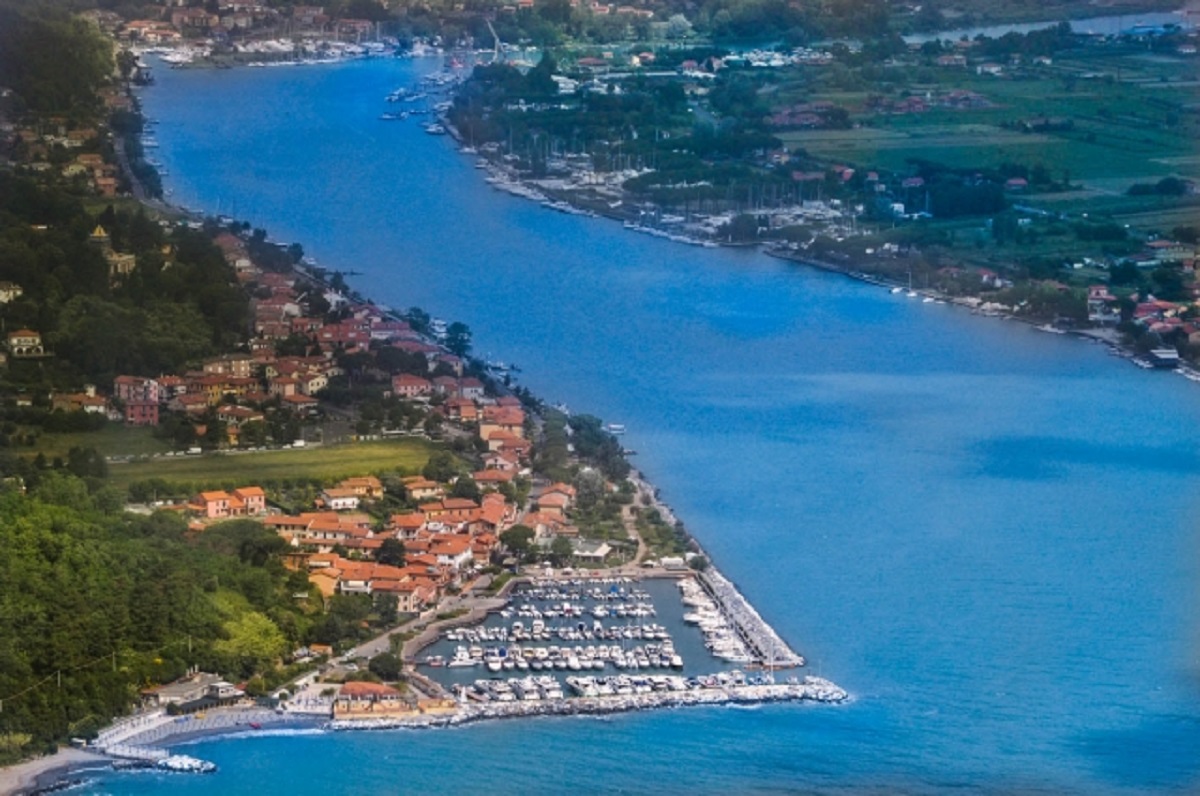 Porticciolo-Bocca-di-Magra-dall'alto