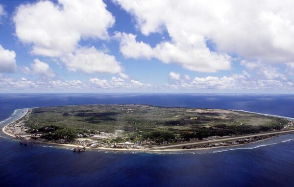 Le altre Isole delle Rose: Nauru, Tuvalu e le micronazioni dei mari