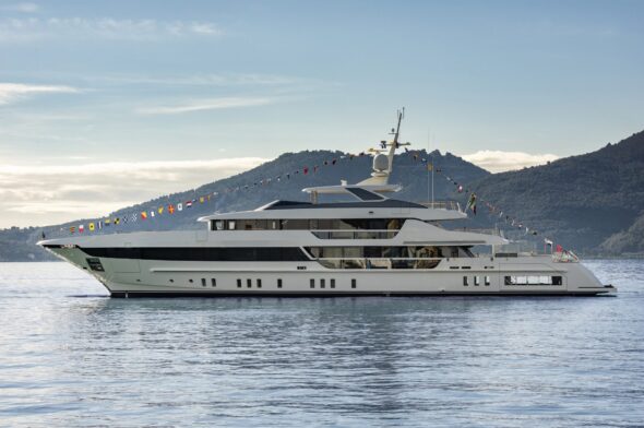 Intim regiment Maryanne Jones Valentino Rossi's new yacht has been launched. The “Doctor” will sail on  board a Sanlorenzo SX88 - Daily Nautica