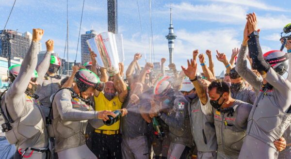 Luna Rossa trionfa alla Prada Cup