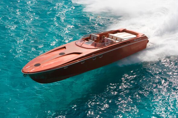 SNO Marine Center to LN: “The first Magnum Marine 47.5 and 60 in Olbia by the end of the year”