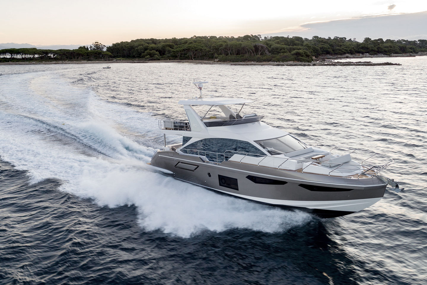 Verme Yacht Design - Azimut 60