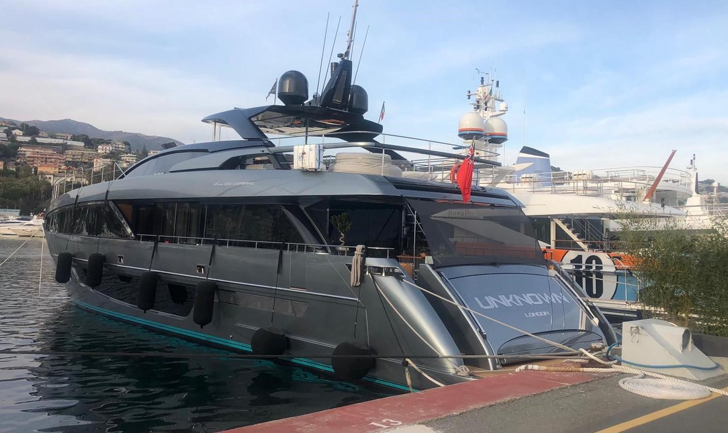 A Oneglia il Simphony, il re degli yacht - La Stampa