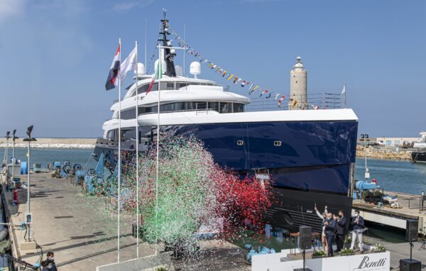 Benetti FB274 MY Zazou (2)