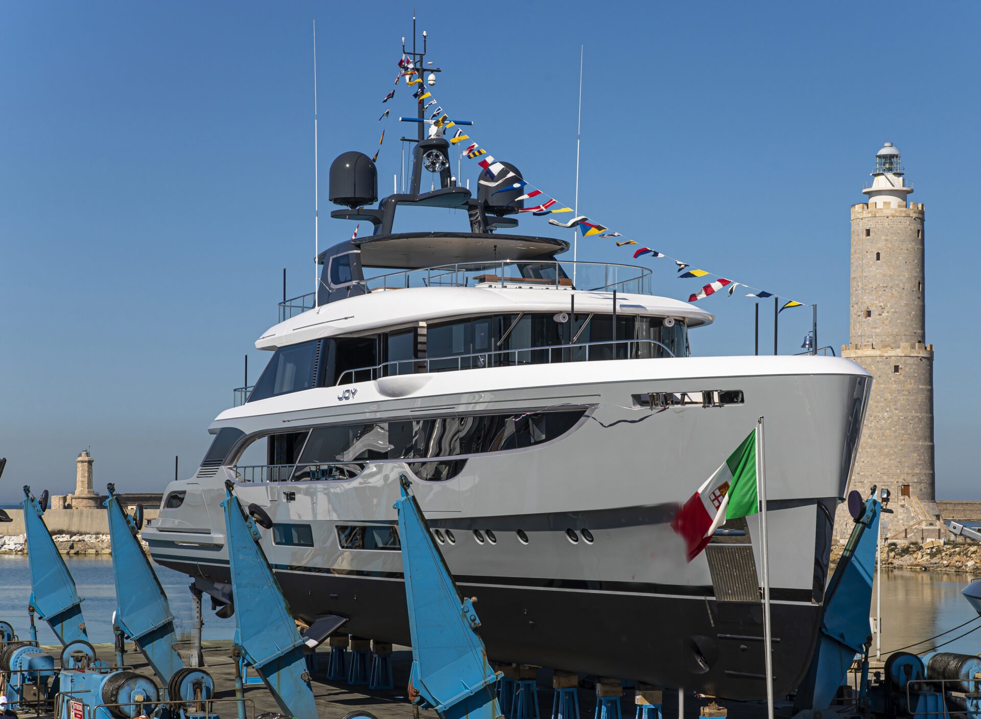 Benetti Joy_Launch second unit of Oasis 40M (3)