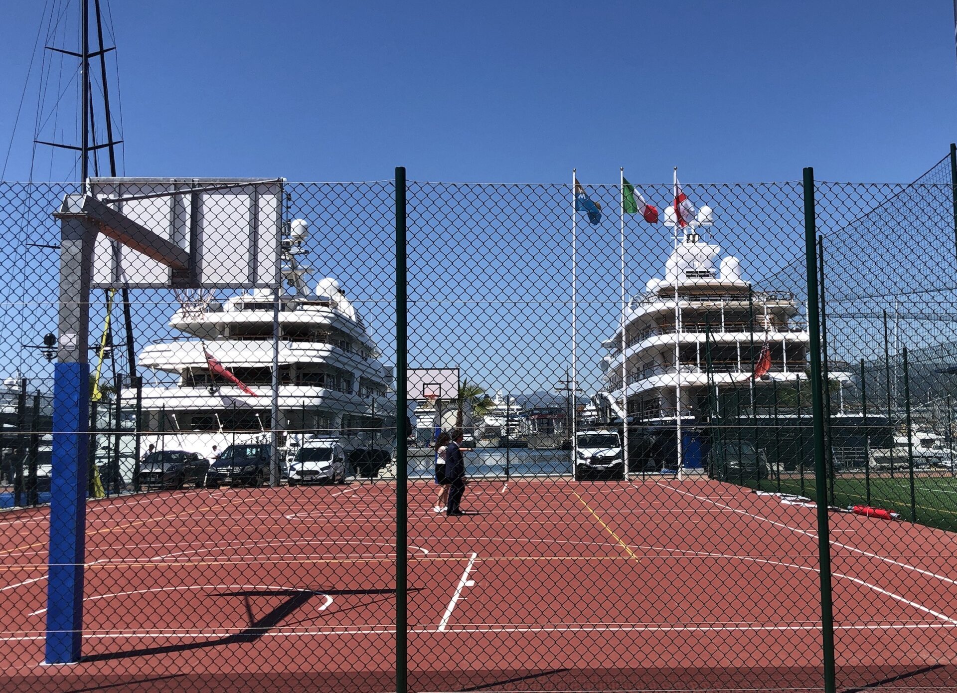 Campi tennis Waterfront Marina