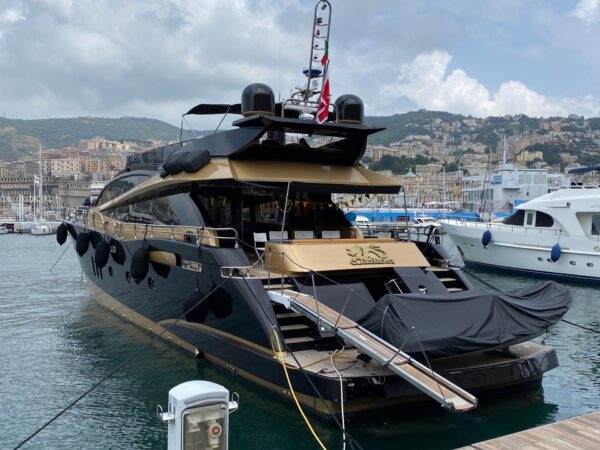 Guardia Costiera ha fermato lo yacht Claremont
