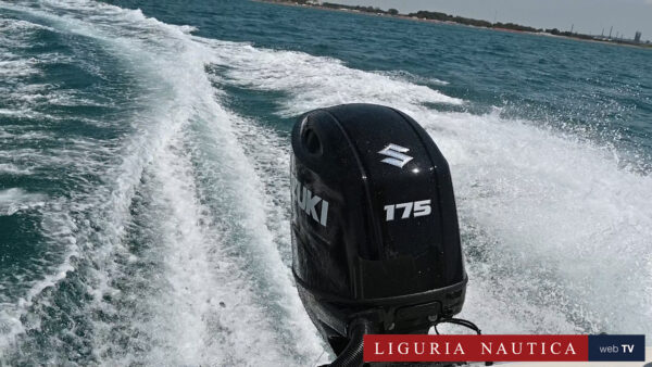 I motori fuoribordo SUZUKI consumano meno e “puliscono” il mare: ecco come